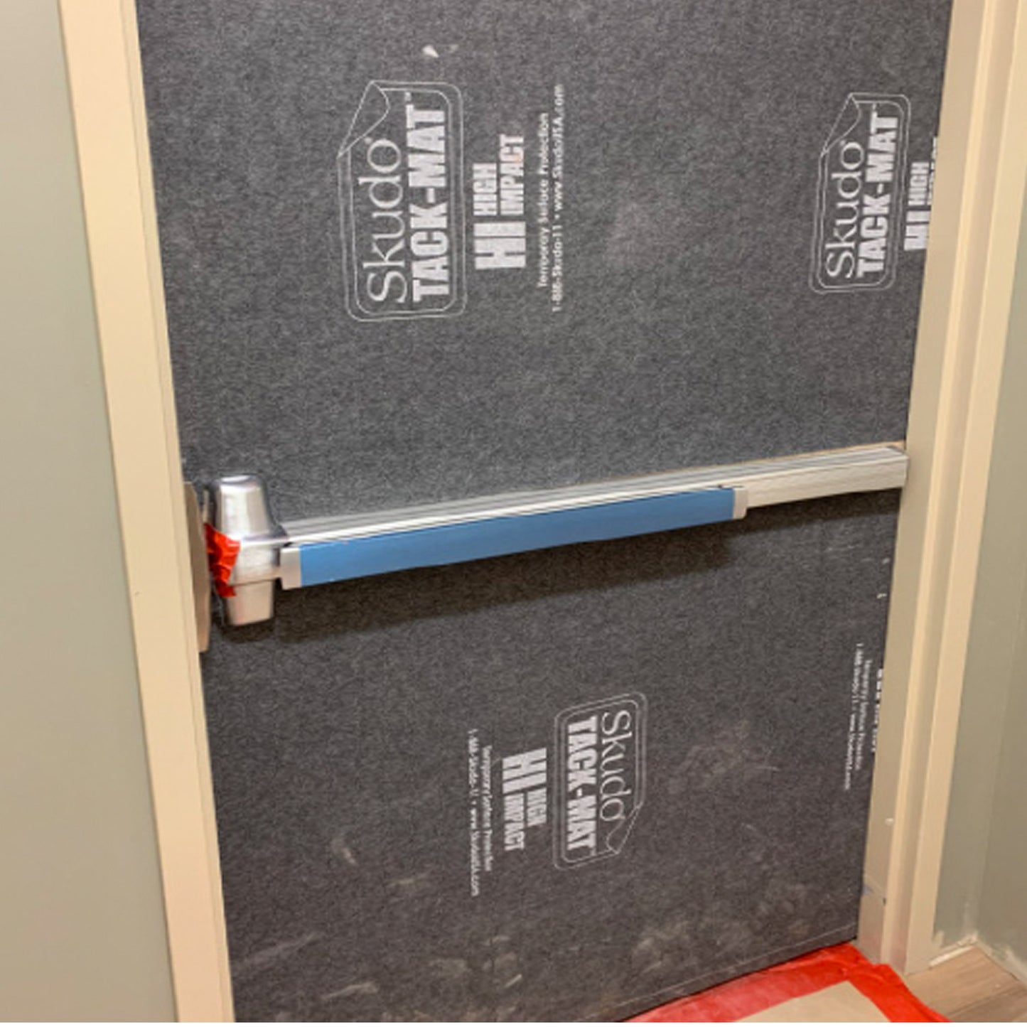 Skudo Tack-Mat Self-Stick Protective Floor Covering