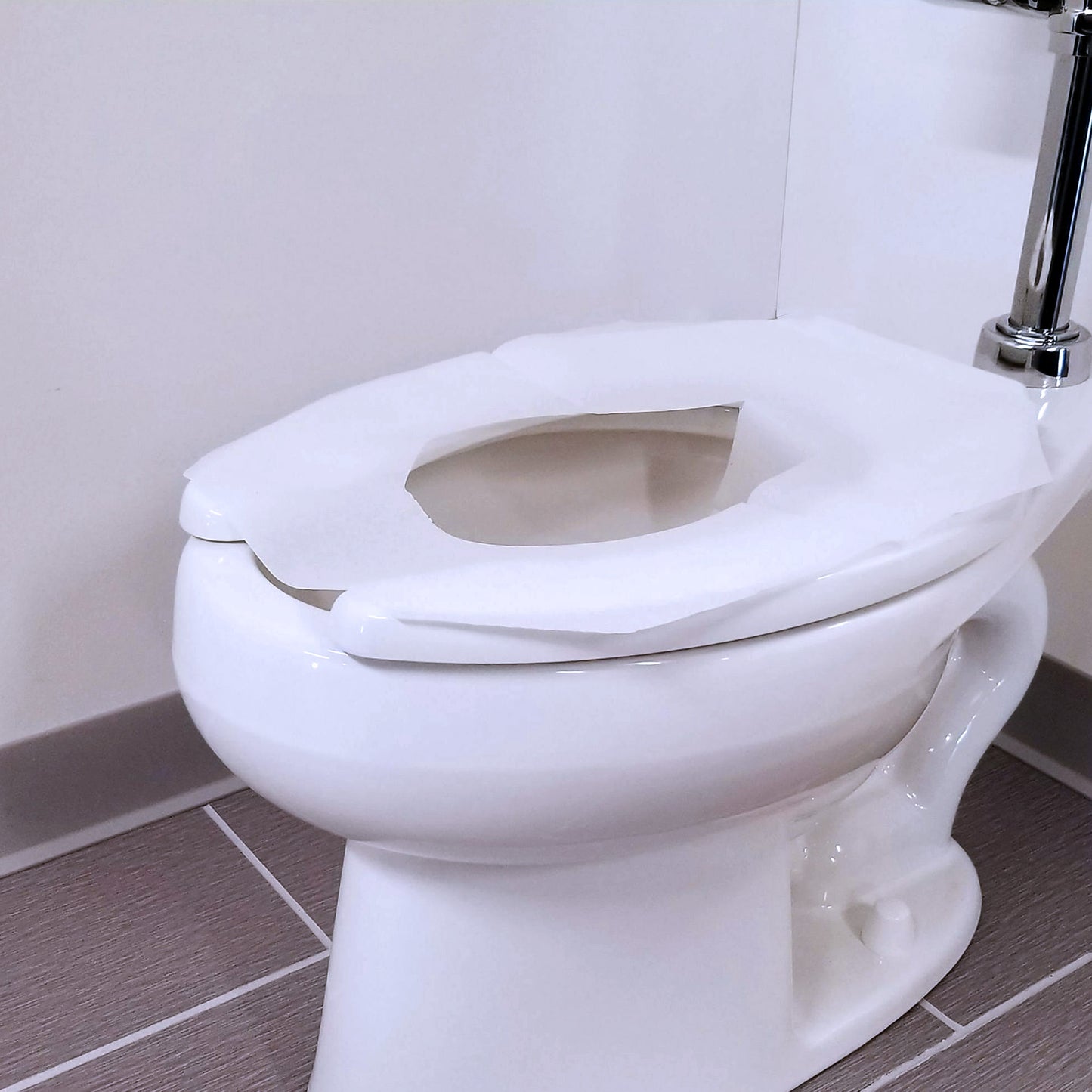 Toilet Seat Covers - 1/2 Fold - 16 3/4 in. x 14 1/2 in. - 250 Sheets/Pack - 20 Packs